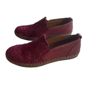 Biza Audrey Burgundy Embroidered Leather Perforated Slip On Loafers Women 37